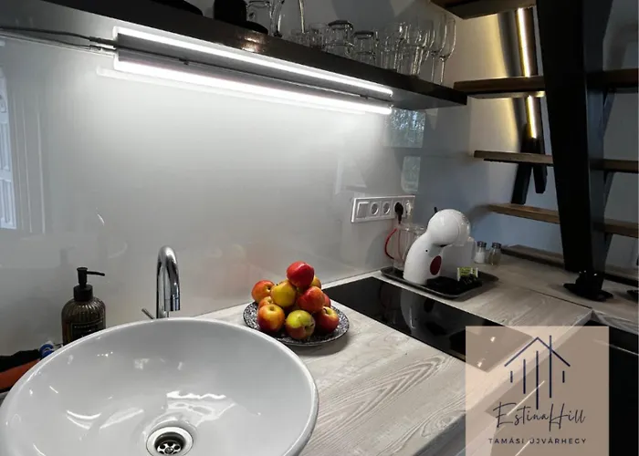 Estina Hill بيت للعطل تاماسي
