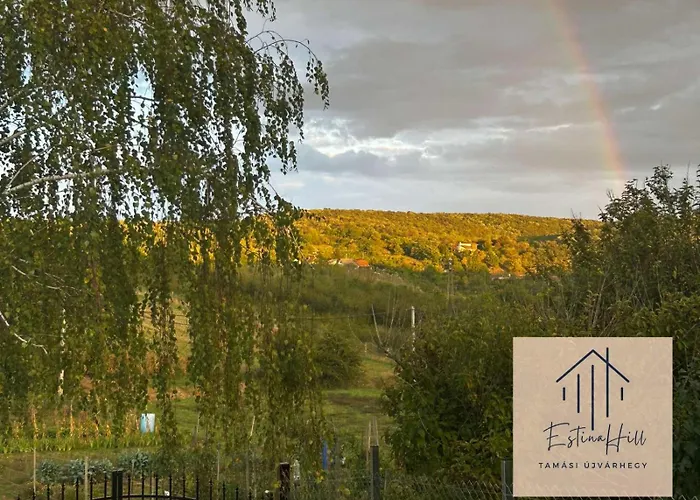 Estina Hill Feriehus Tamási